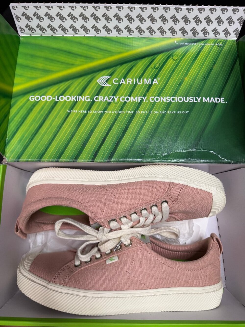 Cariuma OCA Low Rose Canvas Sneaker